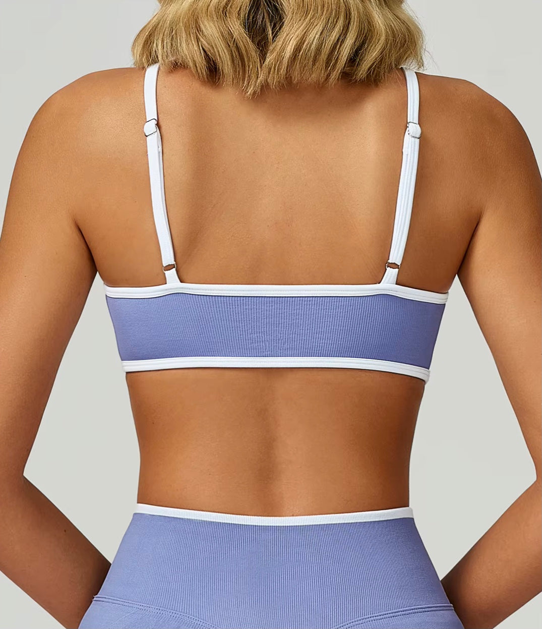 Soutien-gorge de sport sans couture pour femmes, col licou, soutien élevé, push-up, dos ouvert, vêtements de sport, débardeur, sous-vêtements de Fitness, brassière d'entraînement de Yoga
