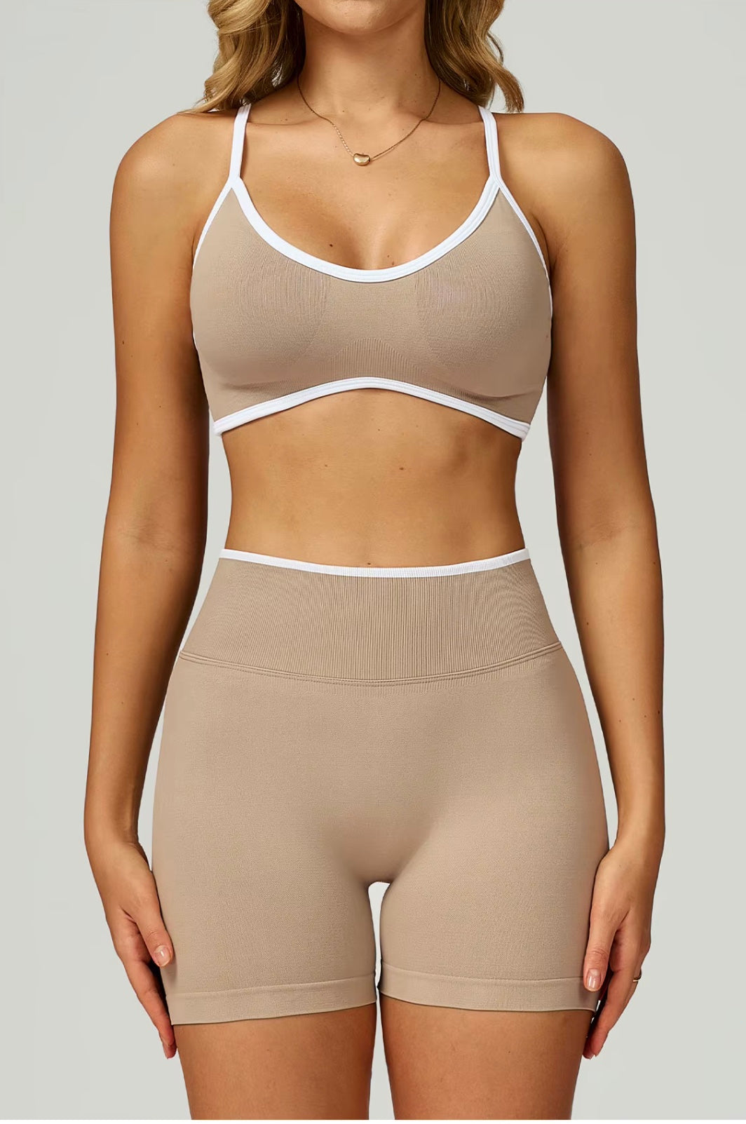 Soutien-gorge de sport sans couture pour femmes, col licou, soutien élevé, push-up, dos ouvert, vêtements de sport, débardeur, sous-vêtements de Fitness, brassière d'entraînement de Yoga