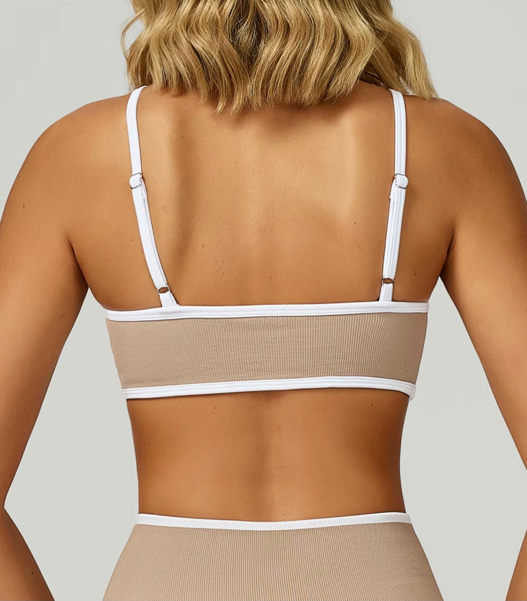 Soutien-gorge de sport sans couture pour femmes, col licou, soutien élevé, push-up, dos ouvert, vêtements de sport, débardeur, sous-vêtements de Fitness, brassière d'entraînement de Yoga